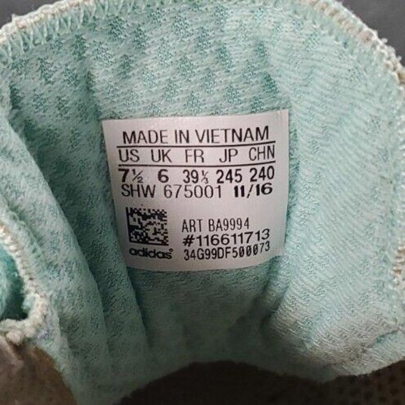 ADIDAS INIKI Runner Boost Easy Green BA9994 US WOMENS 7.5 MENS 6.5 - Picture 8 of 9